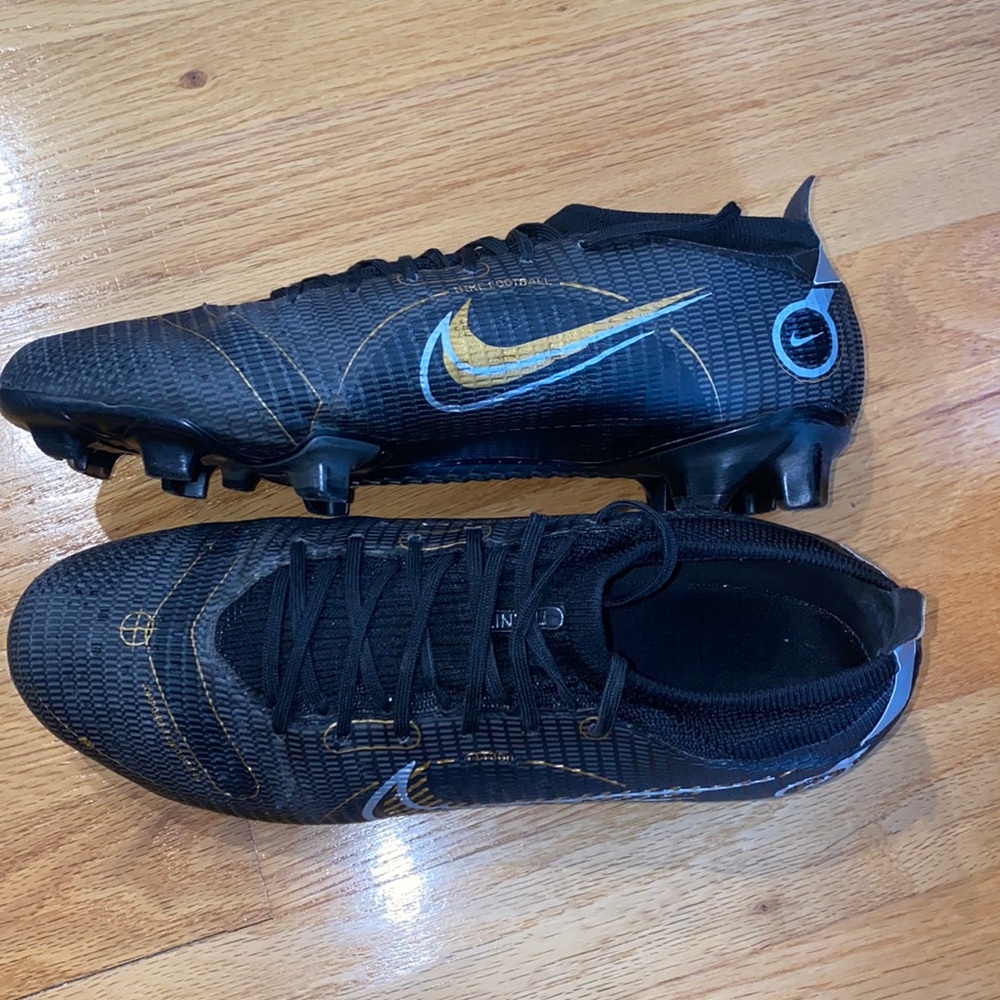 Nike mercurial fg cleats